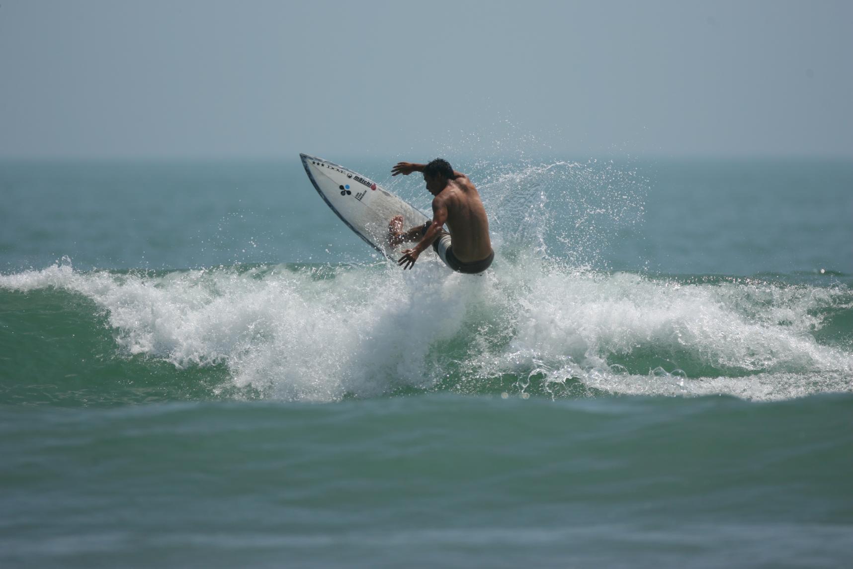 Gallery Cover Surf Photo